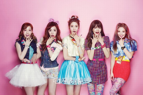 カシオの代表的な女性向け時計ブランド「BABY-G」で、少女時代を起用したビジュアル広告が発表された。写真=カシオ