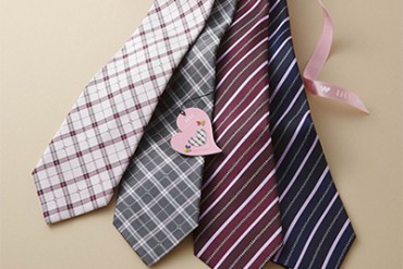 DAKSがバレンタインに向けて財布のプレゼントキャンペーン