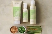 AVEDA ウェーブ・カールスタイルを1日中キープできるスタイリング剤を発表