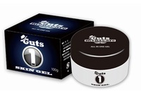 ガッツメンズケアは、中高年男性のニーズに合わせて開発したメンズスキンケア製品「ガッツスキンジェルONE」を販売している。