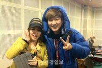 韓国の女性歌手メイダニが、SUPER JUNIOR(スーパージュニア)のシンドンとの仲の良さをアピールした。写真=H-TRACK