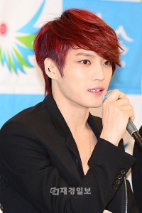 JYJ、広報大使の就任式に出席 2014仁川アジア競技大会 JYJ、広報大使の就任式に出席 2014仁川アジア競技大会