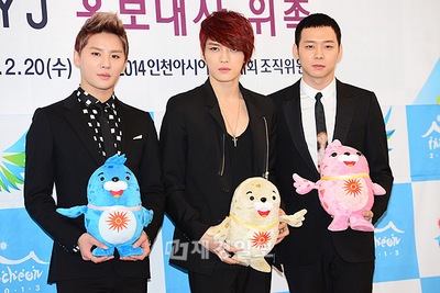 JYJ、広報大使の就任式に出席 2014仁川アジア競技大会 JYJ、広報大使の就任式に出席 2014仁川アジア競技大会