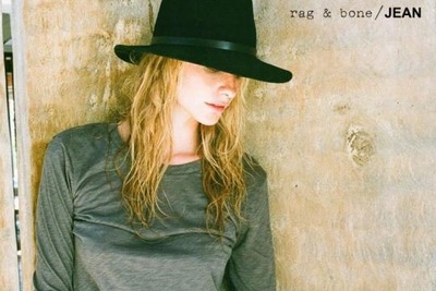 rag&boneのプロジェクトに、モデルのポピー・デルヴィーニュとカミーユ・ロウを起用