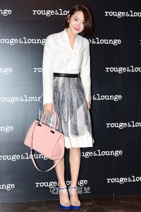 CNBLUE、ユン・ウネら「rouge & lounge」のローンチイベントに出席 ソ・イヒョン（27）