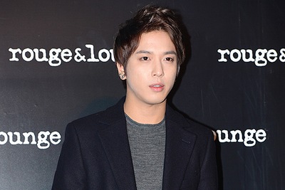 CNBLUE、ユン・ウネら「rouge & lounge」のローンチイベントに出席
