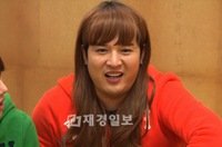 SUPER JUNIORのシンドンが、『私たち結婚しました』の仮想妻候補に女優ソン・ヘギョを挙げた。