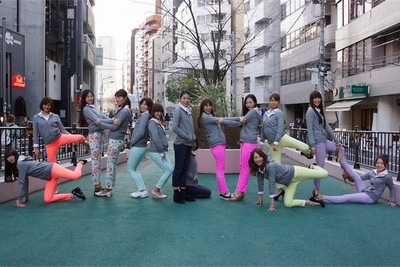 Gap 総勢51名による街頭パフォーマンスを渋谷・原宿で披露