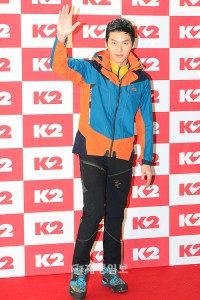 ヒョンビン、「K2 2013 S/S」でアウトドアファッションを披露（14）