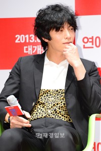 イ・ミンギ&キム・ミニ、映画『恋愛の温度』制作報告会に出席 イ・ミンギ&キム・ミニ、映画『恋愛の温度』制作報告会に出席