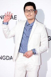 Wonder Girlsヘリム、ZE:Aグァンヒら、H&Mのパーティーイベントに出席 Bobby Kim(20) Wonder Girlsヘリム、ZE:Aグァンヒら、H&Mのパーティーイベントに出席 Bobby Kim(20)