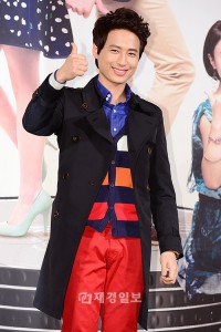 『最高だ、イ・スンシン』の制作発表会　IU、チョ・ジョンソクらが出席 イ・ジフン（24）