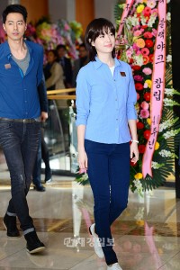 チョ・インソン&ハン・ヒョジュ、登山ウエアの記念式典に登場(14) チョ・インソン&ハン・ヒョジュ、登山ウエアの記念式典に登場(14)