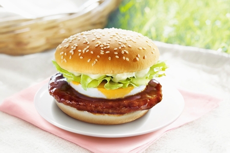 「てりたま」（写真：日本マクドナルド）