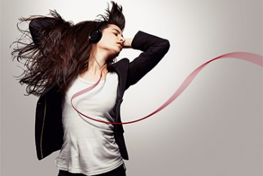 ONKYOから遂にヘッドホン登場！ホームオーディオの音をスタイリッシュに外に持ち出す