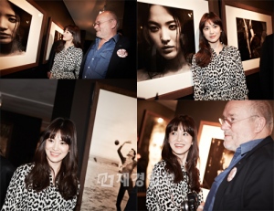 ソン・ヘギョが21日、「10 CORSO COMO SEOUL」で開かれたピーター・リンドバーグ写真展オープニングイベントに出席した。 ソン・ヘギョが21日、「10 CORSO COMO SEOUL」で開かれたピーター・リンドバーグ写真展オープニングイベントに出席した。