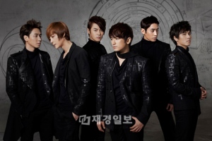 韓国男性グループ神話(SHINWHA)が、日本の不法なファンクラブ募集に対する公式な立場を明らかにした。写真=神話カンパニー 韓国男性グループ神話(SHINWHA)が、日本の不法なファンクラブ募集に対する公式な立場を明らかにした。写真=神話カンパニー