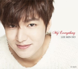 イ・ミンホの1stアルバム「My Everything」のジャケット写真3種が22日から1枚ずつ公開されている。写真はType-Aのジャケット写真。