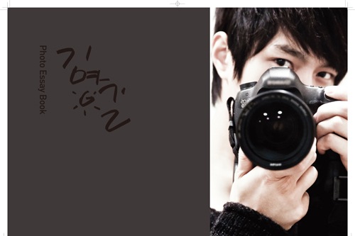 INFINITEのメンバー、エルが自ら撮った写真と書いた文章で構成されたフォトエッセイを出版する。