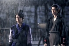 MBCドラマ『九家の書』に出演中のMiss Aスジが、4時間もの間、雨の中で熱演を繰り広げた。写真=サムファネットワークス