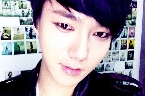 5月初旬の軍入隊を間近に控えたSUPER JUNIORイェソンがセルフショットを公開した。写真＝イェソンのツイッターより