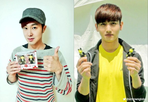 東方神起のユンホとチャンミンが東方神起仕様のBE@RBRICK(ベアブリック)「10 Corso Como x TVXQ! Be@rbrick リミテッドエディション」を手に取っている記念ショットが公開された。写真=SMエンターテインメント公式ツイッターより 東方神起のユンホとチャンミンが東方神起仕様のBE@RBRICK(ベアブリック)「10 Corso Como x TVXQ! Be@rbrick リミテッドエディション」を手に取っている記念ショットが公開された。写真=SMエンターテインメント公式ツイッターより