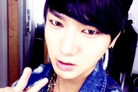 SUPER JUNIORイェソンが6日、軍入隊の日を迎え、ファンに別れのコメントを残した。写真＝イェソンのツイッターより