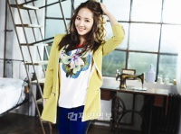 レディースファッション「IN THE F」の代表的なブランド「COMPAGNA」が女優パク・ミニョンをモデルに起用し、カラフルなジャケットを提案した。写真=COMPAGNA レディースファッション「IN THE F」の代表的なブランド「COMPAGNA」が女優パク・ミニョンをモデルに起用し、カラフルなジャケットを提案した。写真=COMPAGNA
