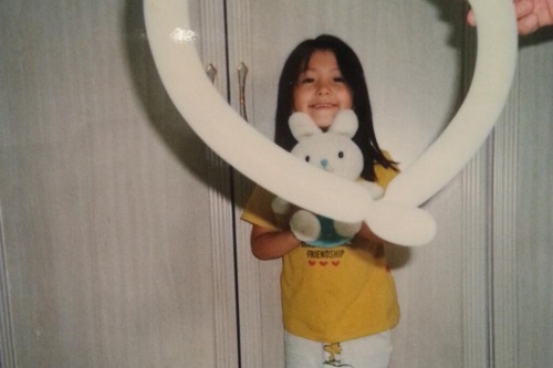 KARAのジヨンが5歳の時の写真を公開した。