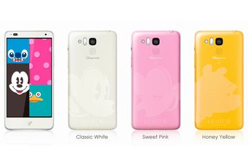 「DM015K」（画像：ディズニー・モバイル・オン・ソフトバンクのウェブサイトより）