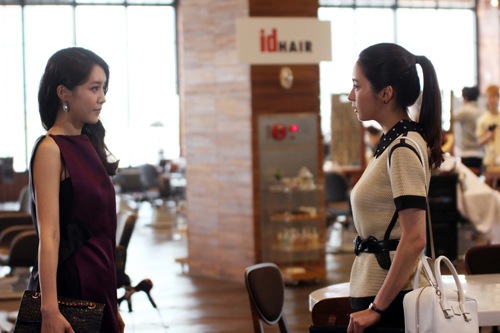 ハン・テサン（ソン・スンホン）から無限の愛を受けているソ・ミドと、ハン・テサンに熱い想いを寄せているペク・ソンジュ。神経戦を繰り広げている二人の女性が、真っ向から向き合った。