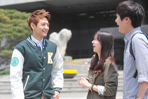 韓国の建国大学は15日、同大学の芸術学部映画学科に在学中のSHINeeのミンホが同大学の広報モデルとして活動を始めたと公表した。