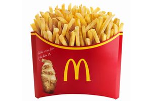 「メガポテト」のイメージ（画像：日本マクドナルド）