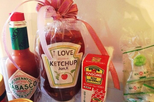 2PMのJun.Kがケチャップへの深い愛情を示した。写真＝Jun.Kのツイッターより