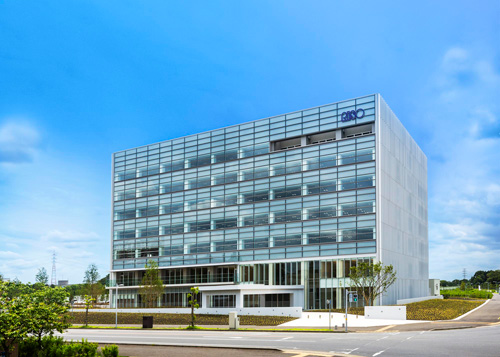 「理想開発センター」外観（画像：理想科学工業）