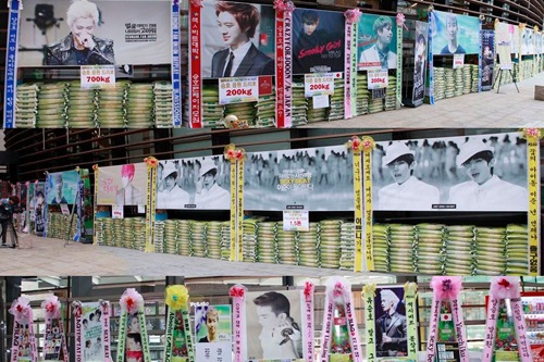 MBLAQの多国籍ファンらが、MBLAQの5枚目ミニアルバム『Sexy Beat』のショーケースに米花輪、卵花輪、ラーメン花輪、飼料花輪を送り応援した。