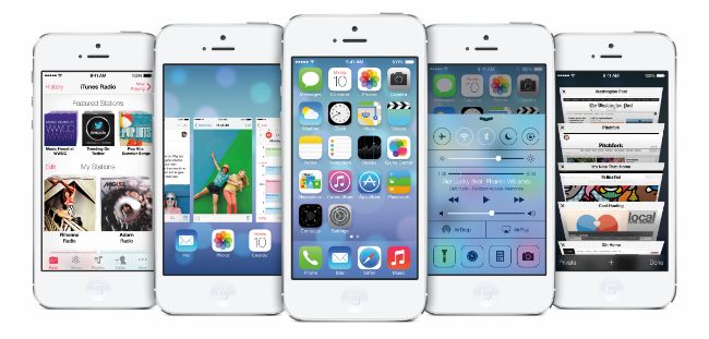 「iOS 7」（画像：アップル）