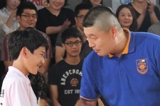 KBS2TV『芸・体・能』第12回で、芸・体・能チームのレギュラー、カン・ホドンが競技の前から大ショックを受けた。