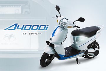 世界初のスマホとつながる電動バイクを発表（画像：テラモーターズ）