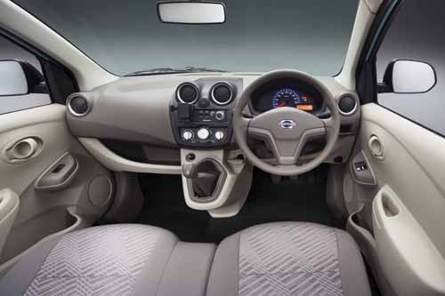 ダットサン「GO」(画像:日産自動車) ダットサン「GO」(画像:日産自動車)
