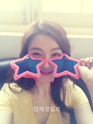 元AFTERSCHOOLの歌手カヒが、自身が運営するブログで様々な情報を紹介し、ブロガーとしても活躍している。