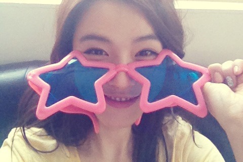 元AFTERSCHOOLの歌手カヒが、自身が運営するブログで様々な情報を紹介し、ブロガーとしても活躍している。