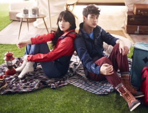 モデルの入れ替わりの激しいアウトドア業界でも珍しく長く続いているスジ&スヒョンのカップルが長く愛されている理由を探ってみる。 モデルの入れ替わりの激しいアウトドア業界でも珍しく長く続いているスジ&スヒョンのカップルが長く愛されている理由を探ってみる。