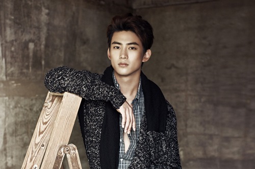 スター＆ファッションマガジン「InStyle」9月号に、『Who Are You?』で熱演を繰り広げている2PMテギョンのグラビアが掲載される。