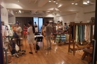 合同展「マグ」開幕　ライフスタイルをコンセプトにした空間づくり