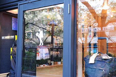 旅がコンセプトのショップ「ベスト パッキング ストア」が中目黒にオープン