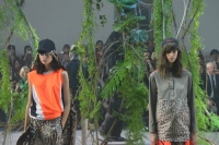 【パリ2014春夏＝10月2日】パリコレクション閉幕　無数の煌めきと自然に彩られたパリ