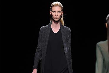 ジェイエヌビーワイ 2014年春夏コレクション - 時を経た美しさを、構築的に表現
