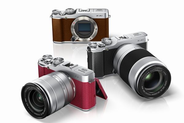 「FUJIFILM X-A1」(画像:富士フイルム) 「FUJIFILM X-A1」(画像:富士フイルム)