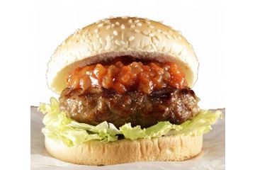 肉厚ビーフハンバーグサンド（写真：ローソン）